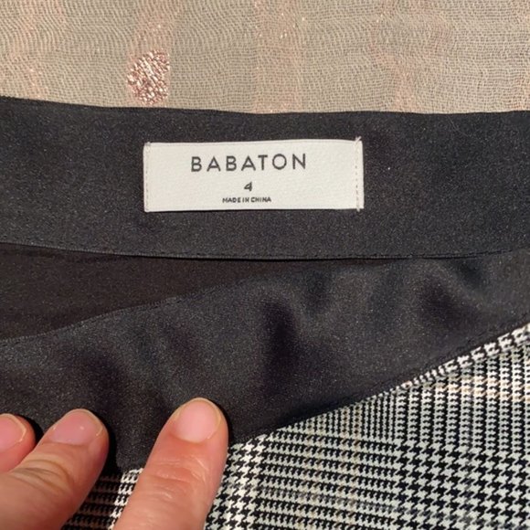 Babaton Modern Mini Skirt - Picture 4 of 6